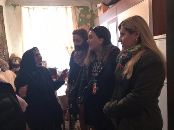 Sumqayıtda növbəti xeyirxah təşəbbüs – Bu dəfə məktəb kollektivi və valideynlər tərəfindən - FOTO Sumqayıtda növbəti xeyirxah təşəbbüs – Bu dəfə məktəb kollektivi və valideynlər tərəfindən - FOTO