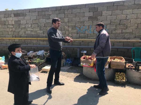 Sumqayıt Regional Mədəniyyət İdarəsi aztəminatlı ailələrə yardıma davam edir - FOTOLAR
