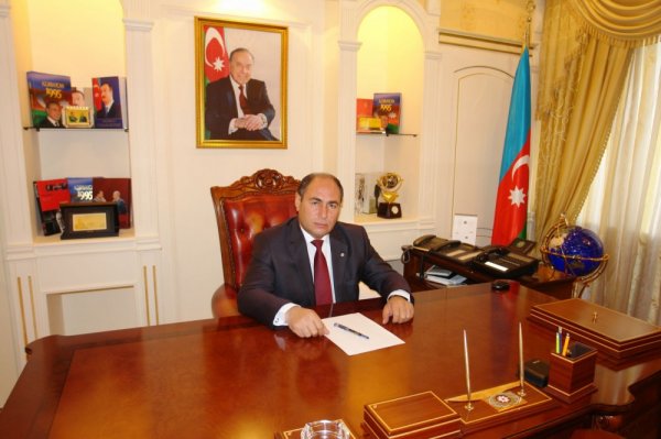 Prezident bu icra başçısını vəzifəsindən azad etdi - FOTO