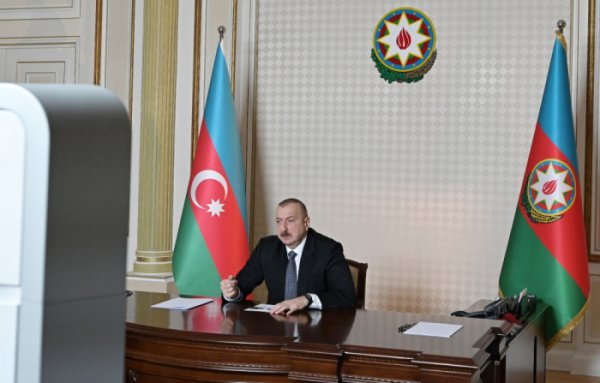 Prezident CISCO şirkətinin rəhbərləri ilə videokonfrans keçirdi - FOTOLAR