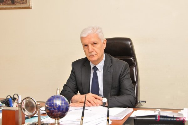 Azərbaycanda vəzifəli şəxs işdən AZAD EDİLDİ