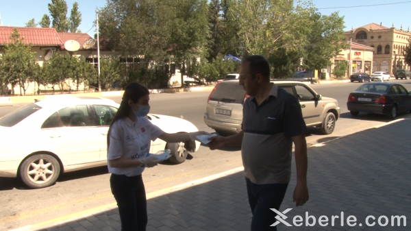 Sumqayıtda bu idarə  sakinlərə 8000 maska paylayıb - FOTOLAR