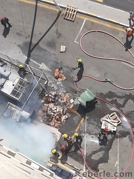 Sarayda "Araz" marketdə yanğın -VİDEO (FOTO)
