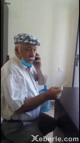 Sumqayıtda yol polisi vətəndaşın köməyinə belə çatdı -FOTO