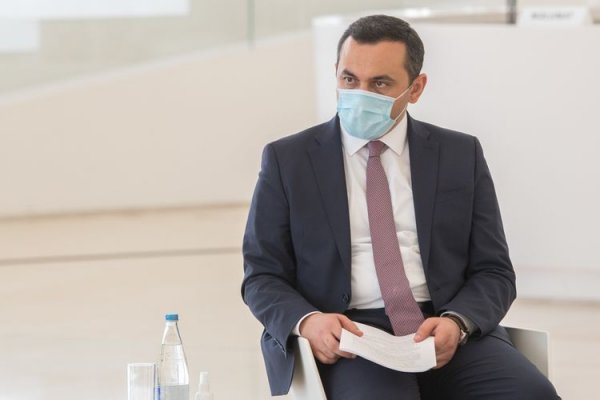 Prezident köməkçisi jurnalistlərlə görüşdü