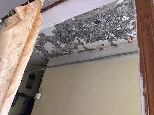 Sumqayıtda məcburi köçkün ailəsi çətin durumda... -FOTO