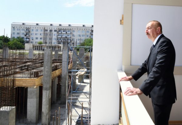 İlham Əliyev Gəncə İdman Sarayının tikintisi ilə maraqlandı - YENİLƏNİB