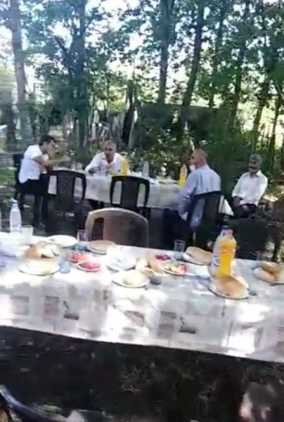 Bəy toy günü qonaqları ilə birgə polis şöbəsinə gətirildi - Foto