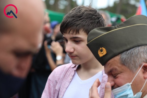 Şəhid generalın son mənzili... -Fotolar