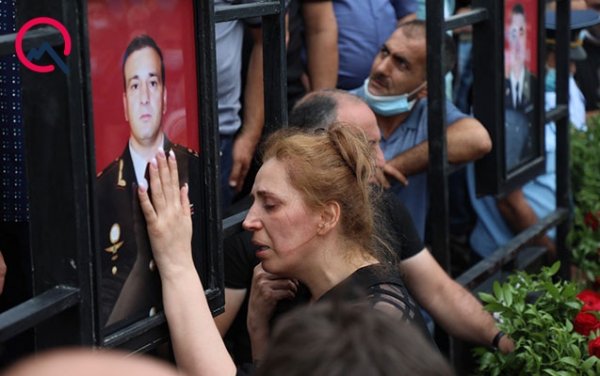 Şəhid generalın son mənzili... -Fotolar