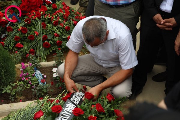 Şəhid generalın son mənzili... -Fotolar