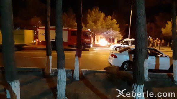 Sumqayıtda "Kimyaçı" sarayı yaxınlığında yanğın - VİDEO (FOTO)