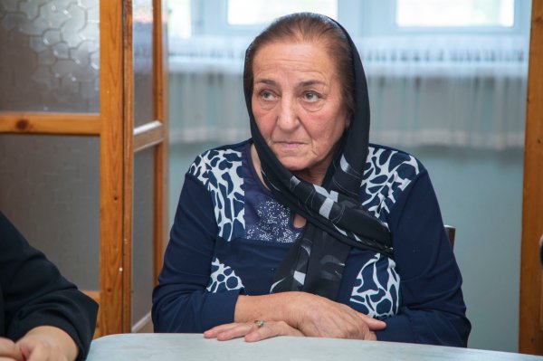 Mehriban Əliyeva 12 şəhid hərbçi ilə bağlı Heydər Əliyev Fonduna tapşırıq verdi - FOTO