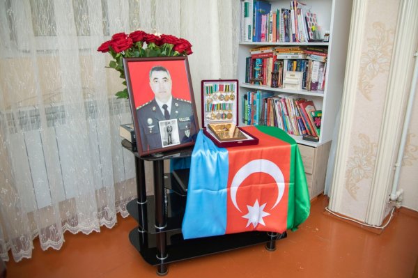 Mehriban Əliyeva 12 şəhid hərbçi ilə bağlı Heydər Əliyev Fonduna tapşırıq verdi - FOTO