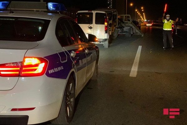 Sumqayıt yolunda üç avtomobil toqquşdu, xəsarət alanlar var - FOTO
