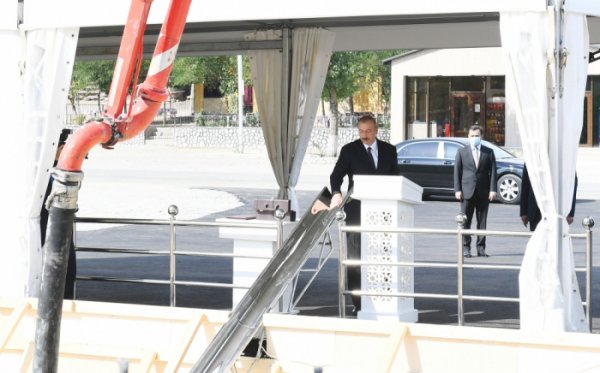 Prezident “DOST Evi”nin təməlqoyma mərasimində - FOTOLAR