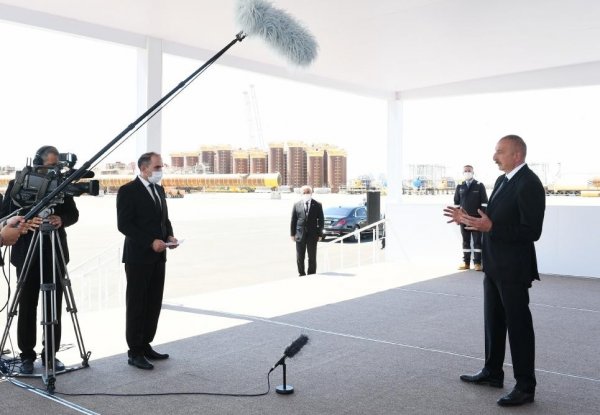 İlham Əliyev AzTV-yə müsahibə verdi - FOTO