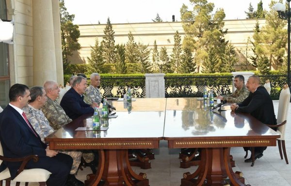 Prezident İlham Əliyev Türkiyənin generallarını qəbul etdi - FOTO
