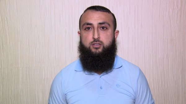 Sumqayıtda bir nəfəri döyüb videoya çəkənlər tutuldu -VİDEO (FOTOLAR)