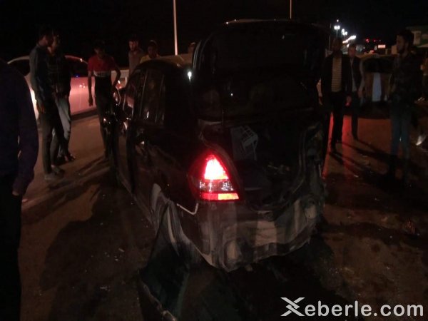 Sumqayıtda iki avtomobil toqquşdu: xəsarət alan var --FOTOLAR
