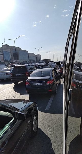 Sumqayıtdan Bakıya gələn yolda böyük tıxac yarandı - FOTOLAR