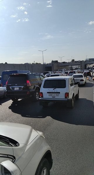 Sumqayıtdan Bakıya gələn yolda böyük tıxac yarandı - FOTOLAR