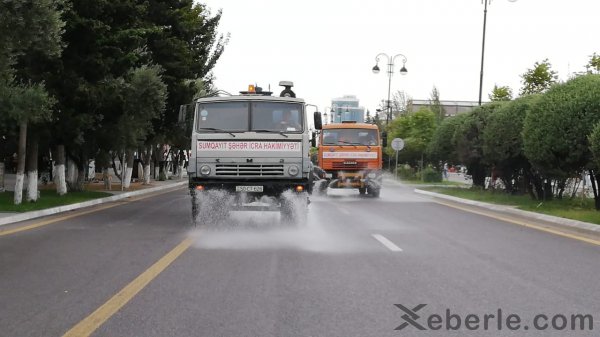 Sumqayıtda yollar yenidən yuyulur -VİDEO (FOTOLAR)