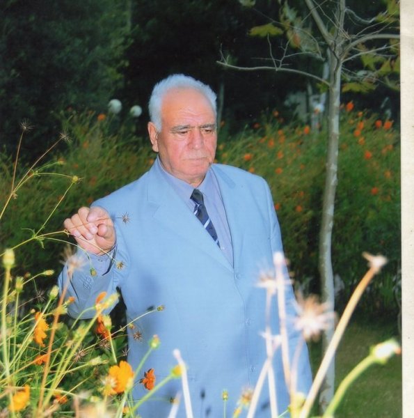 Sumqayıtın 85 yaşlı Əvəz Mahmudu... Sumqayıtın 85 yaşlı Əvəz Mahmudu...