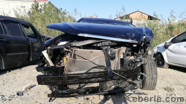 Sumqayıtda "Mercedes” və “Hyundai” toqquşdu - yaralılar var (VİDEO + FOTO)