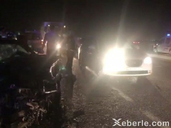 Sumqayıt yaxınlığında ağır qəza: 10 nəfər yaralı var - VİDEO (FOTOLAR)