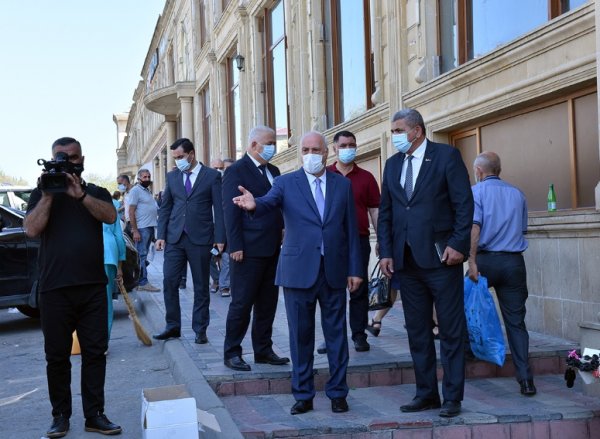 Zakir Fərəcov obyektlərdə monitorinq keçirdi - FOTOLAR Zakir Fərəcov obyektlərdə monitorinq keçirdi - FOTOLAR