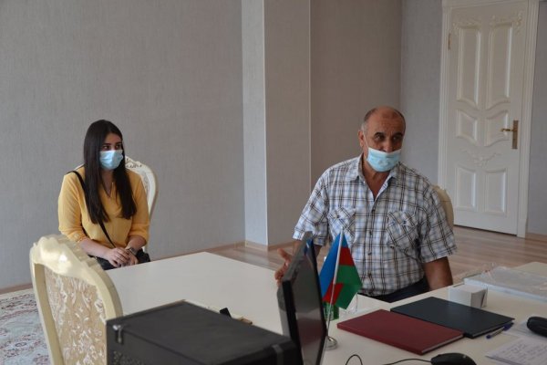 Müşfiq Məmmədli Sumqayıtda seçicilərin problemini dinlədi, bir neçə məsələ yerindəcə həllini tapdı - FOTOLAR Müşfiq Məmmədli Sumqayıtda seçicilərin problemini dinlədi, bir neçə məsələ yerindəcə həllini tapdı - FOTOLAR