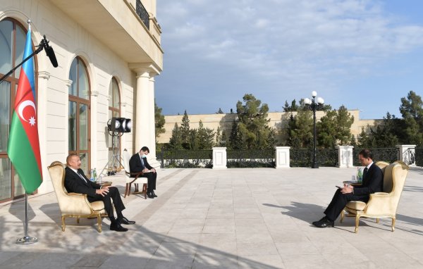 Prezident İsveçin yeni səfirini qəbul etdi - Foto