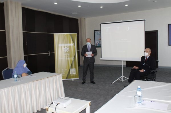 Sumqayıt KOB İnkişaf Mərkəzində əlil sahibkarlar üçün təlim keçirilib -FOTOLAR Sumqayıt KOB İnkişaf Mərkəzində əlil sahibkarlar üçün təlim keçirilib -FOTOLAR