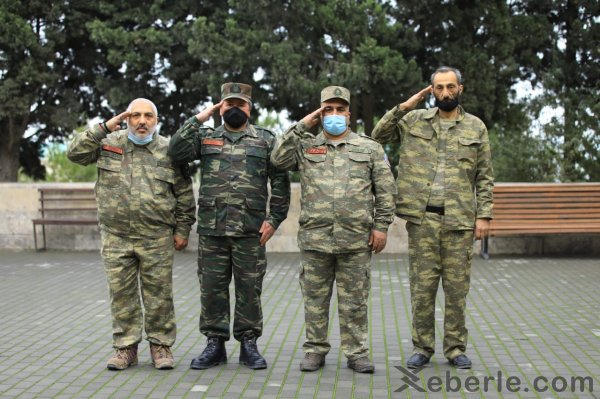 Sumqayıt Şəhidlər Xiyabanı bu gün - FOTOREPORTAJ Sumqayıt Şəhidlər Xiyabanı bu gün - FOTOREPORTAJ