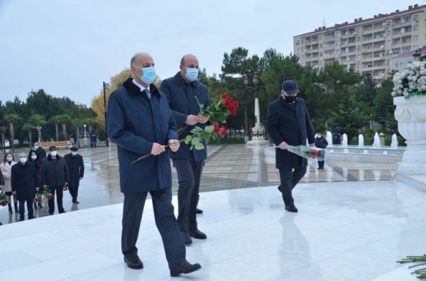 Ümummilli lider Heydər Əliyev Sumqayıtda anıldı – FOTOLAR