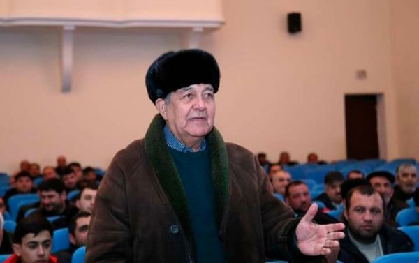Kamran Ağayevin atası koronavirusdan vəfat etdi