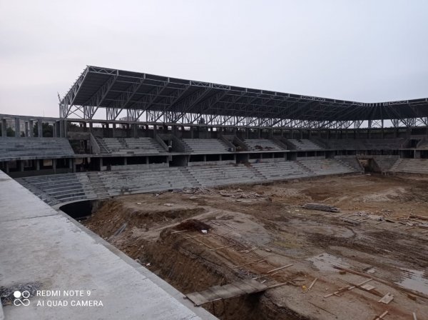 Mehdi Hüseynzadə adına Sumqayıt şəhər stadionundan son görüntülər - FOTOLAR Mehdi Hüseynzadə adına Sumqayıt şəhər stadionundan son görüntülər - FOTOLAR