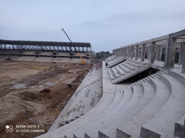 Mehdi Hüseynzadə adına Sumqayıt şəhər stadionundan son görüntülər - FOTOLAR Mehdi Hüseynzadə adına Sumqayıt şəhər stadionundan son görüntülər - FOTOLAR