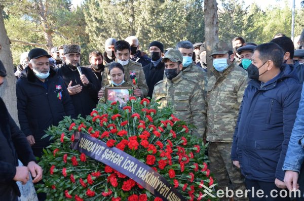 Şəhid baş leytenant Sumqayıtda dəfn olundu - FOTOLAR