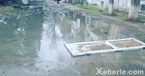 Sumqayıtda yeni turizm istiqaməti - qayıq və katamaranla küçələrdə səyahət (FOTOSESSİYA)