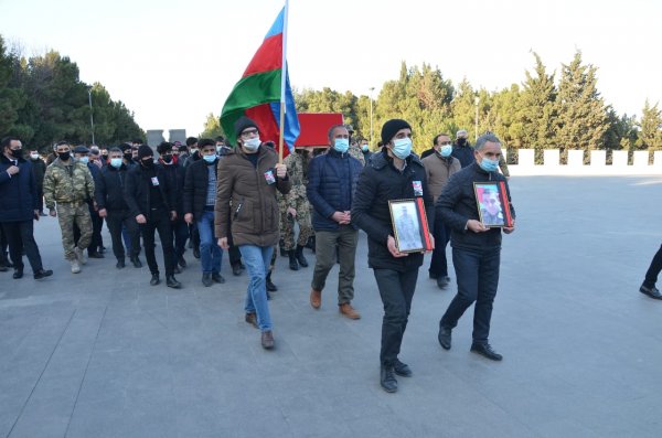 Sumqayıtda şəhid kapitan Anar Heydərov dəfn edilib - FOTO