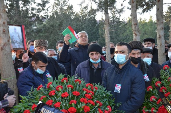 Sumqayıtda şəhid kapitan Anar Heydərov dəfn edilib - FOTO