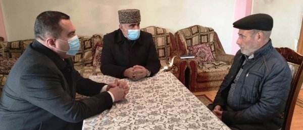 Deputat Müşfiq Məmmədli Xızıda şəhid və qazi ailələrini ziyarət edib - FOTOLAR