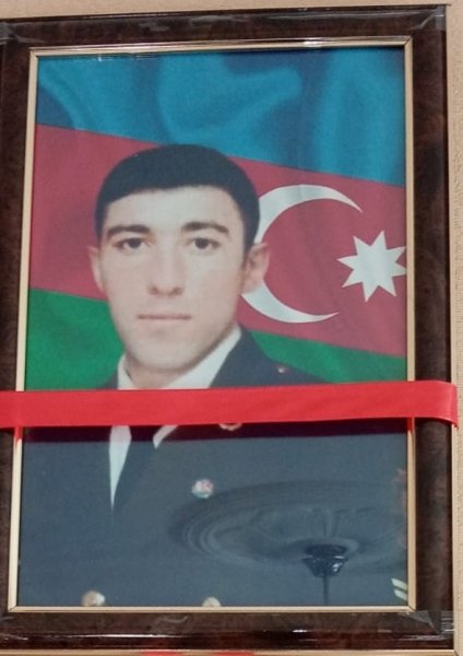 Sumqayıt qəhrəmanları tanımalıdır: Vətən uğrunda canını sipər edən Xəqani Əliyev - VİDEO (FOTOLAR)