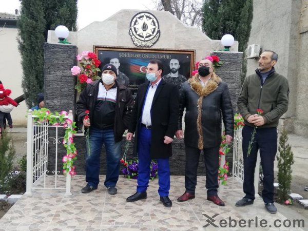Sumqayıtda Vətən müharibəsi şəhidlərinın xatirə lövhəsi ucaldılıb - FOTOLAR