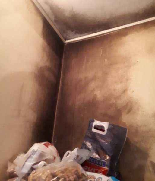“Uşaqlarımız burada az qala, astma tutsun” - Sumqayıtda 27 ildir fəaliyyət göstərməyən bağçadan FOTOLAR “Uşaqlarımız burada az qala, astma tutsun” - Sumqayıtda 27 ildir fəaliyyət göstərməyən bağçadan FOTOLAR