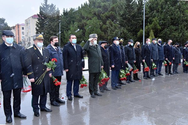 Sumqayıtda 20 Yanvar faciəsinin ildönümü qeyd olunub – FOTOLAR
