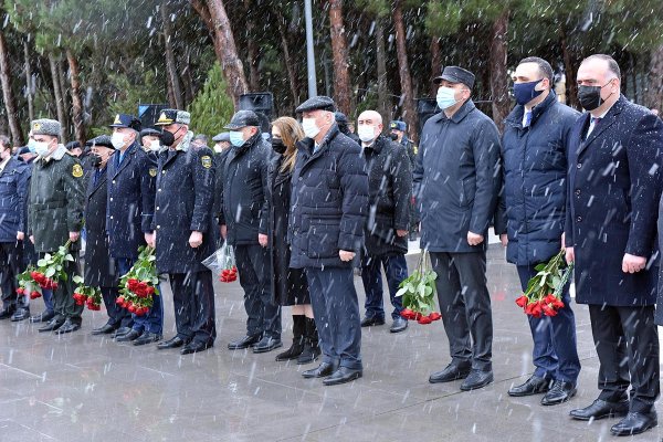 Sumqayıtda 20 Yanvar faciəsinin ildönümü qeyd olunub – FOTOLAR