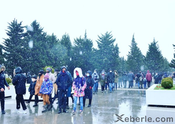 Sumqayıt Şəhidlər Xiyabanı bu gün... -FOTOLAR